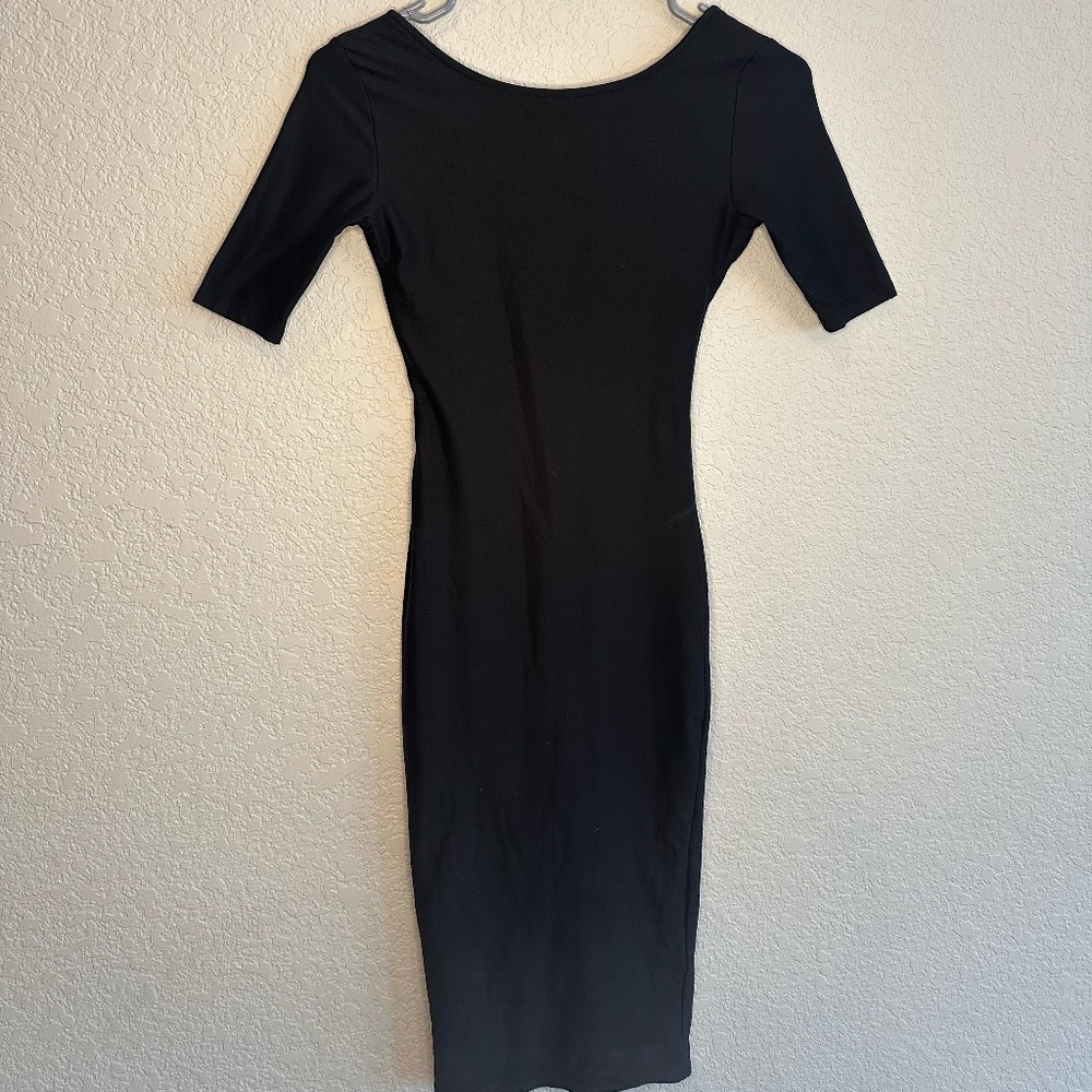 Black, half-sleeve, backless, bodycon dress